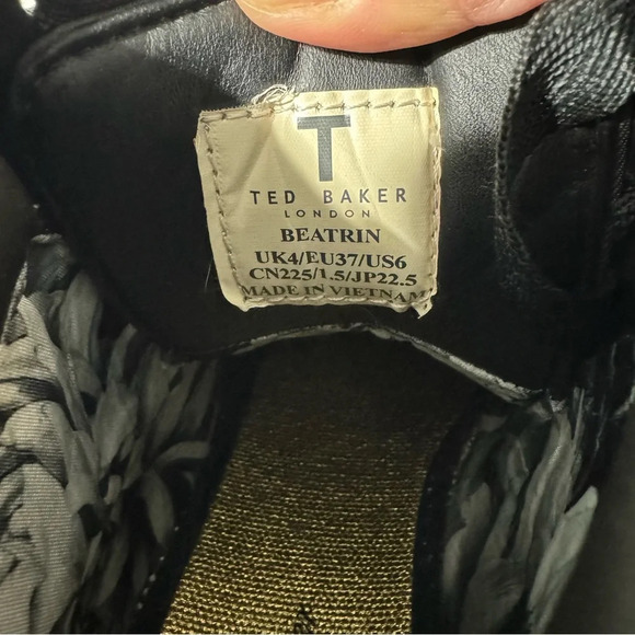 Ted Baker  Beatrin Hi-Top Sneakers Black Rhinestone Lace-up Size 6 - Picture 5 of 13